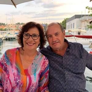 Meet your Posher, Caroline